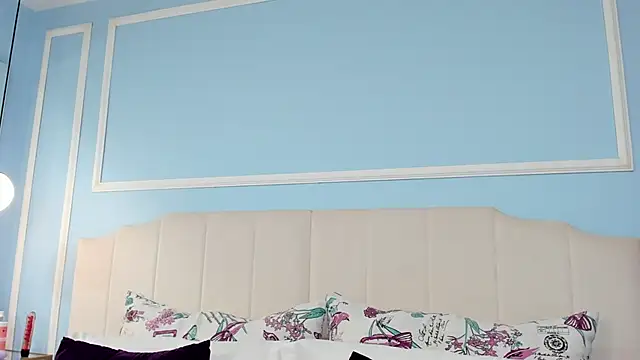 noa blue online show from 2, 4, 2026