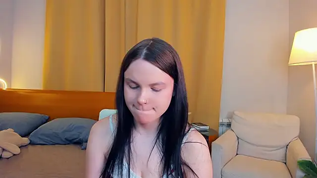 LeilaErcolani online show from 7, 3, 2026