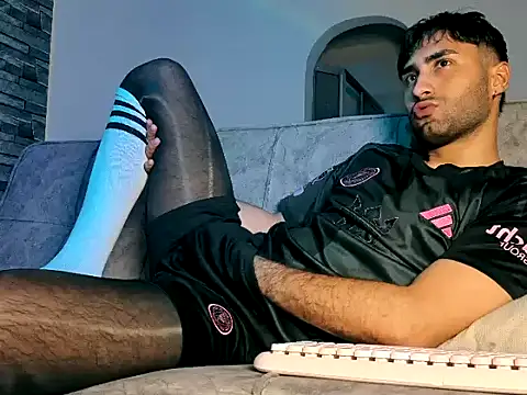 Snapshot of Justdavid_ chatting on 9, 7, 2026 Justdavid online show from 9, 7, 2026