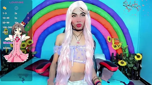 Snapshot of suzume_Mendez chatting on 4, 5, 2026 suzume Mendez online show from 4, 5, 2026