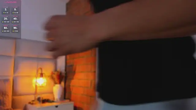 Snapshot of jhosuahunt chatting on 11, 4, 2026 jhosuahunt online show from 11, 4, 2026