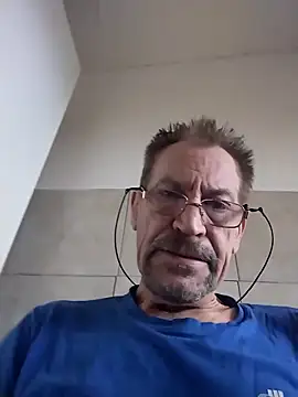 Costy601 online show from 9, 4, 2026