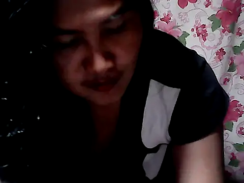 Sh1nbae22 online show from 28, 2, 2026