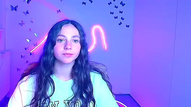 KissMeJulia online show from 27, 3, 2026
