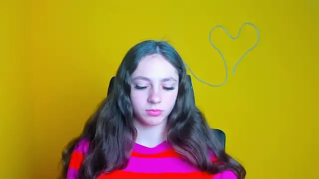 KissMeJulia online show from 1, 4, 2026