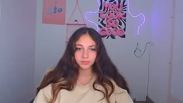 Snapshot of KissMeJulia chatting on 28, 7, 2026 KissMeJulia online show from 28, 7, 2026