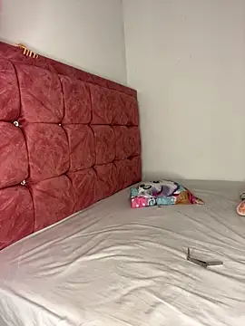 Sofia-squir online show from 4, 3, 2026