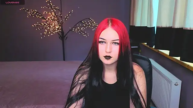 Snapshot of ElizabethVamp chatting on 4, 7, 2026 ElizabethVamp online show from 4, 7, 2026