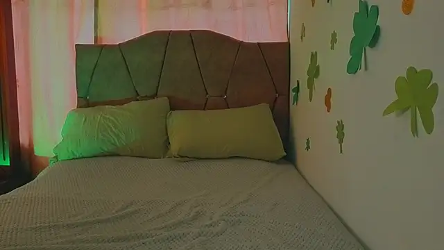 Keyla roberts777  online show from 18, 3, 2026