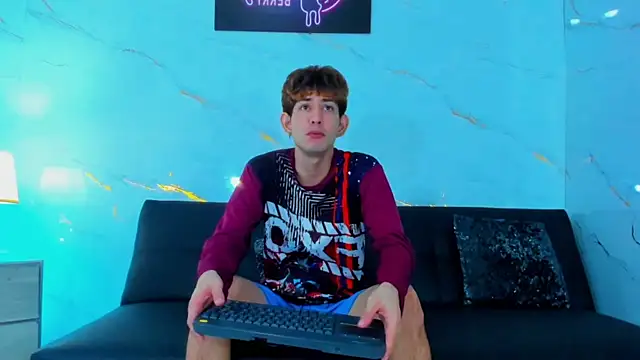 Spicy guys online show from 24, 2, 2026