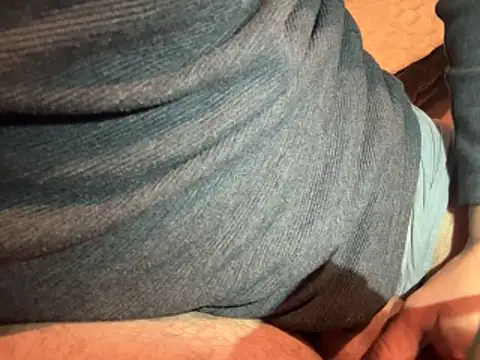 ozzyylove online show from 30, 3, 2026