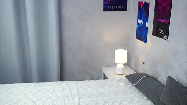 AshelyPeakes online show from 2, 3, 2026