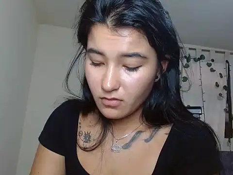 Miiia a online show from 1, 3, 2026