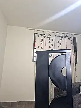 Miiia a online show from 10, 4, 2026