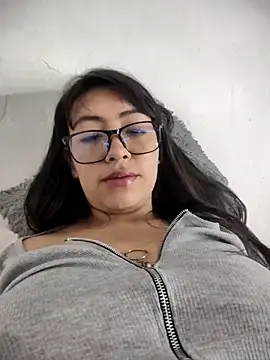 hon3ybloddy online show from 24, 2, 2026