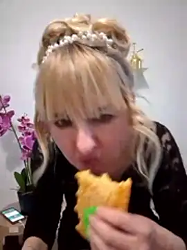 Snapshot of -Nefertiti- chatting on 2, 3, 2026 -Nefertiti- online show from 2, 3, 2026