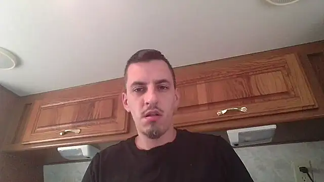 luverrboyy online show from 14, 7, 2026