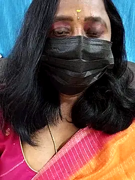 Snapshot of Raagini-Devi chatting on 18, 2, 2026 Raagini-Devi online show from 18, 2, 2026