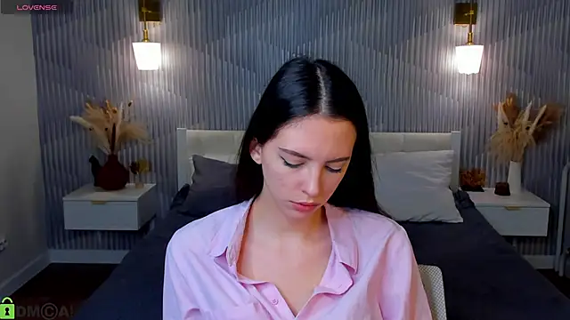 elise robbie online show from 9, 4, 2026