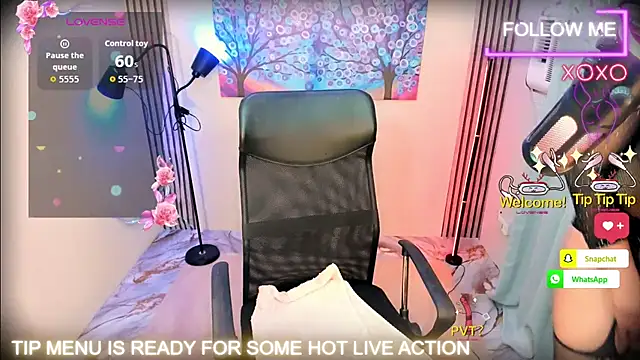 Snapshot of MistressHayfa2Explode chatting on 12, 4, 2026 MistressHayfa2Explode online show from 12, 4, 2026