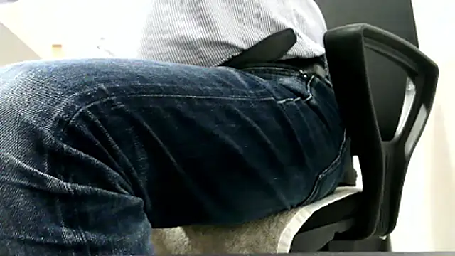 gitano697 online show from 10, 4, 2026