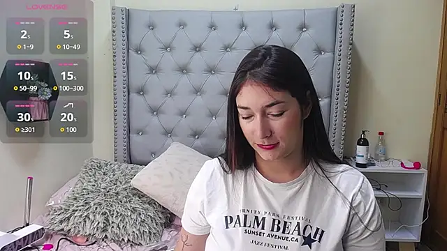 skarlett  36 online show from 9, 3, 2026