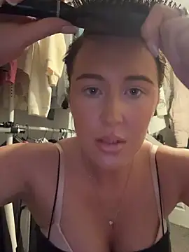 PinkVelvetx online show from 4, 3, 2026