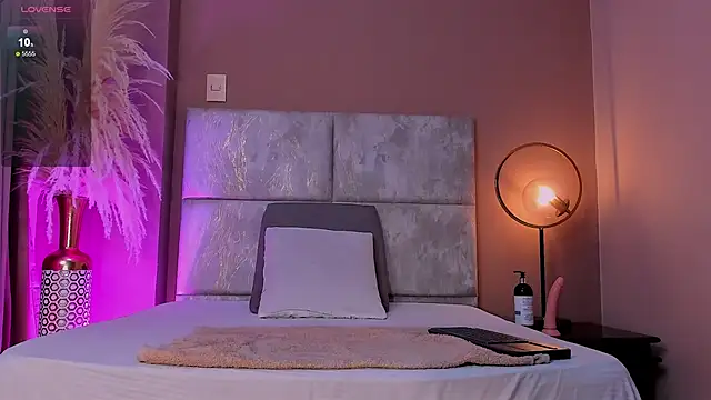 KatrionaNyx online show from 8, 5, 2026