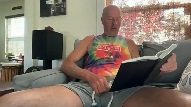 Snapshot of Guy__Grey chatting on 2, 7, 2026 Guy Grey online show from 2, 7, 2026