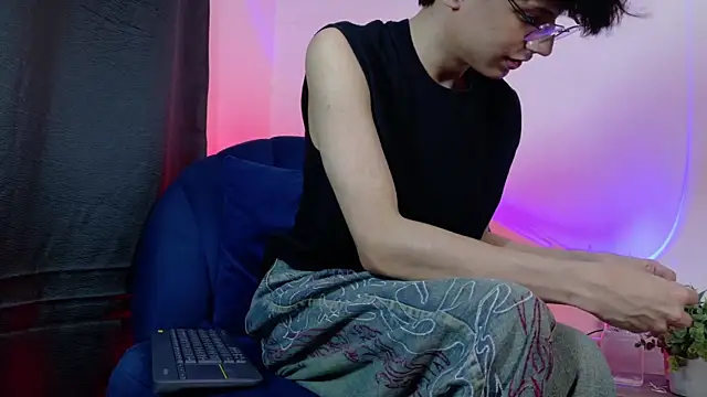 lui x dust online show from 16, 5, 2026