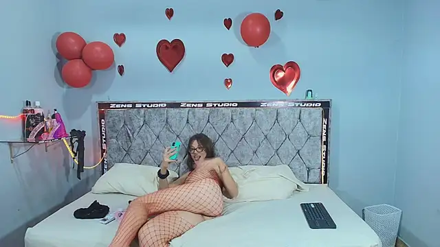 ahnaysex online show from 22, 2, 2026