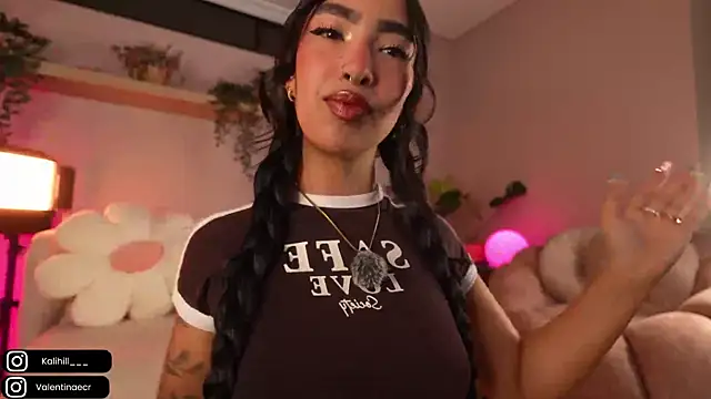 Snapshot of Kali-hill chatting on 6, 8, 2026 Kali-hill online show from 6, 8, 2026