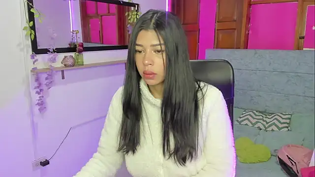 Aysha winxs online show from 22, 3, 2026