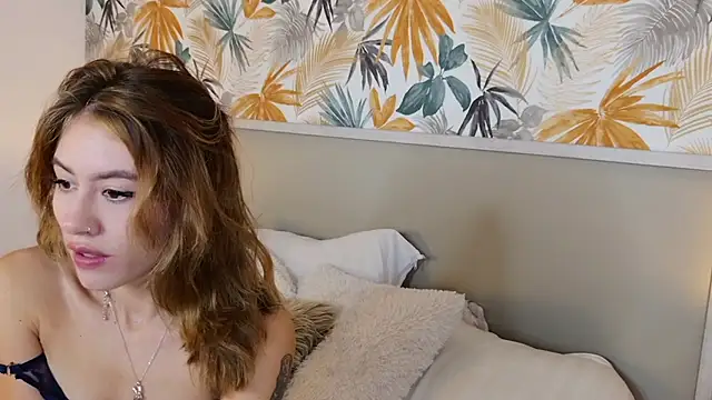 SuzannaMurr online show from 5, 3, 2026