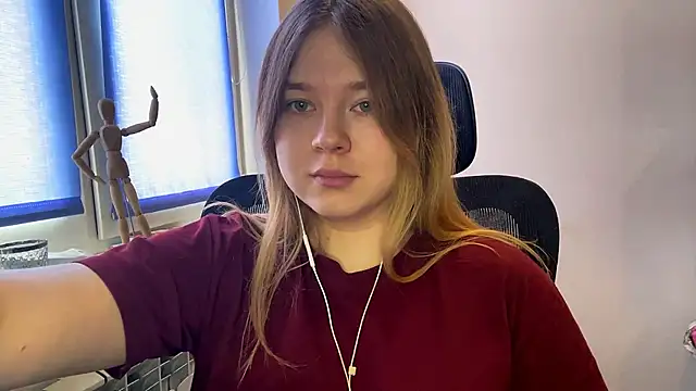 Snapshot of TomikoPfau chatting on 23, 2, 2026 TomikoPfau online show from 23, 2, 2026