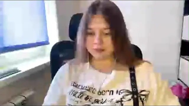 Snapshot of TomikoPfau chatting on 17, 3, 2026 TomikoPfau online show from 17, 3, 2026