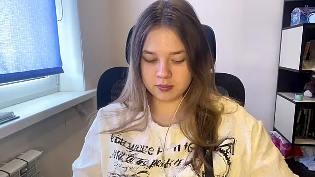 Snapshot of TomikoPfau chatting on 23, 3, 2026 TomikoPfau online show from 23, 3, 2026