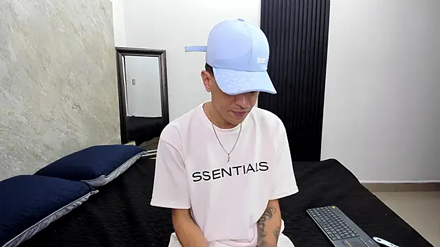 Snapshot of Mick-lollipop chatting on 24, 2, 2026 Mick-lollipop online show from 24, 2, 2026