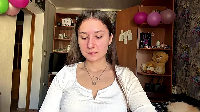 Snapshot of poly_princess chatting on 13, 3, 2026 poly princess online show from 13, 3, 2026