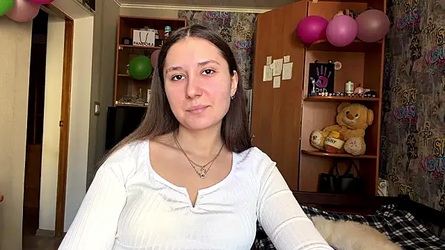 Snapshot of poly_princess chatting on 16, 3, 2026 poly princess online show from 16, 3, 2026