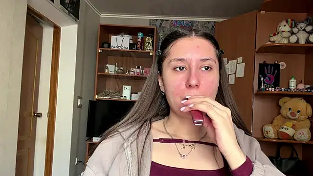 Snapshot of poly_princess chatting on 26, 3, 2026 poly princess online show from 26, 3, 2026