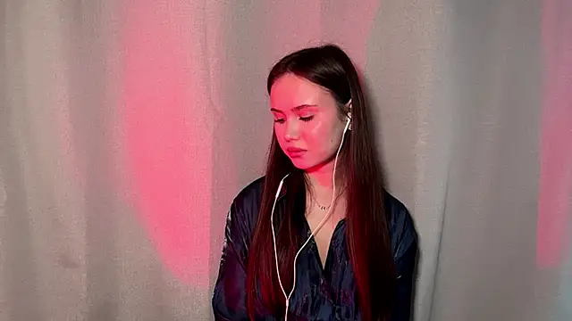 Snapshot of MarylynnSimens chatting on 24, 2, 2026 MarylynnSimens online show from 24, 2, 2026