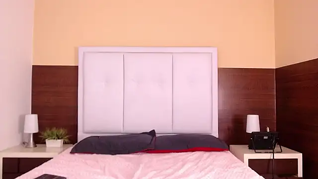 Persefyre online show from 3, 4, 2026