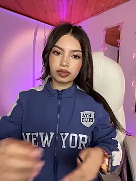 Mady Pink online show from 3, 3, 2026