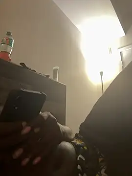 makeherfeelg online show from 23, 2, 2026