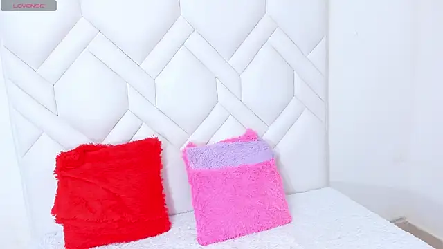 AsianSlut  online show from 4, 4, 2026