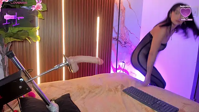 Antonella Moretti  online show from 5, 4, 2026