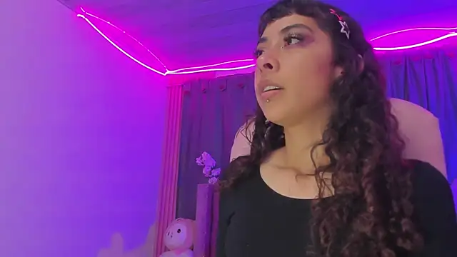 Kiara lovely online show from 15, 4, 2026