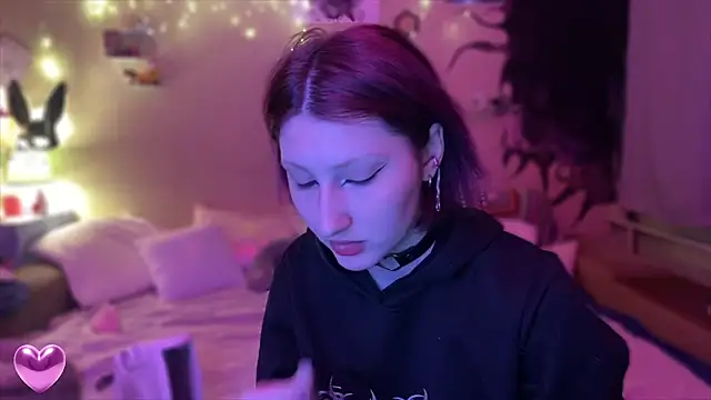 Snapshot of VelvetLiquorrr chatting on 24, 2, 2026 VelvetLiquorrr online show from 24, 2, 2026