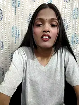 iam-anshika online show from 16, 4, 2026